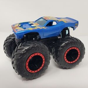 Hot Wheels Monster Jam Truck Rodger Dodger FLAW: Missing Engine